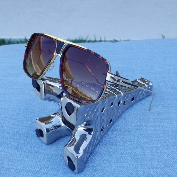 2020 men and woman style fashion luxury sunglasse - Picture 2 of 5